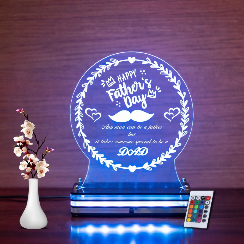 LED-lit gift plaque | Source: Gift My Emotions